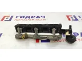 Коллектор впускной правый Audi A6 06E133110AF. С топливной рампой.