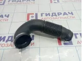 Патрубок воздушного фильтра Audi A6 (C7) 4G0129615E