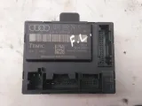 Блок комфорта передний левый Audi A6 С6 2007 4F0959793F Отличное состояние