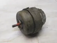 Опора двигателя правая Audi A6 С6 2007 4F0199382AS Отличное состояние