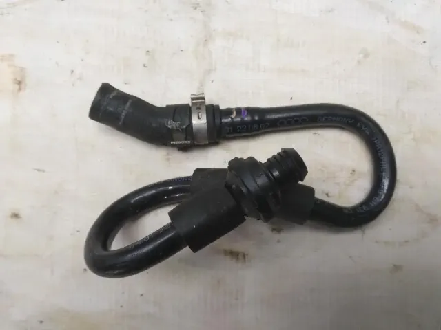 Трубка вакуумная Audi A6 С6 2007 4F0611931CN Отличное состояние