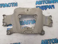 Кронштейн КПП Audi A6 С6 2007 4F0399263L Хорошее состояние Скол.