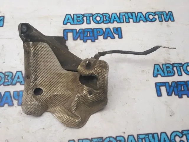 Кронштейн двигателя правый Audi A6 С6 2007 4F0199308AD Отличное состояние