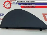 Накладка торпедо правая Audi A8 4E0857085E. Царапины, сломано крепление.