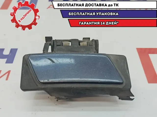 Заглушка омывателя фар Audi A8 4E0900451A. Царапины.