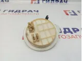 Фланец топливного насоса левый Audi A8 3D0919679.