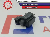 Клапан электромагнитный Audi A8 077906283C.