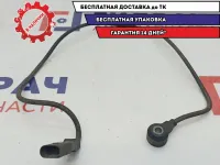 Датчик детонации Audi A8 077905377F.