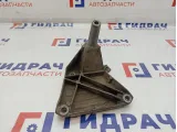 Кронштейн двигателя правый Audi A8 4E0199308AN.