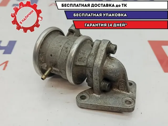 Клапан рециркуляции выхлопных газов левый Audi A8 078131101N.