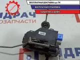 Замок двери передней правой Audi A8 4E1837016.