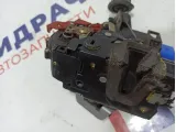 Замок двери задней левой Audi A8 4E0839015.