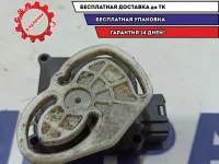 Моторчик заслонки отопителя Audi A8 4E0820511.
