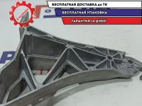Кронштейн подлокотника Audi A8 4E0864283.