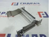 Кронштейн центральной консоли Audi A8 4e0863345.