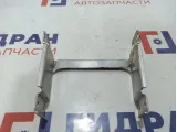 Кронштейн центральной консоли Audi A8 4e0863345.