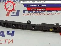 Кронштейн заднего бампера правый Audi A8 4E0809916A.