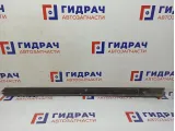 Накладка порога передняя левая Audi A8 4E0853985B. Внутренняя.