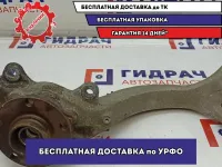 Кулак поворотный передний правый Audi A8 4E0407254R.