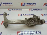 Кулак поворотный передний правый Audi A8 4E0407254R.