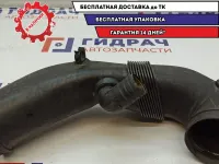 Патрубок воздушного фильтра Audi A8 077129629.