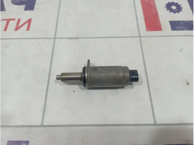 Клапан электромагнитный изменения фаз ГРМ Audi Q5 (8R) 06E103697G