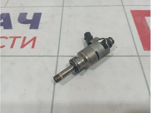 Форсунка инжекторная электрическая Audi Q5 (8R) 06E906036F