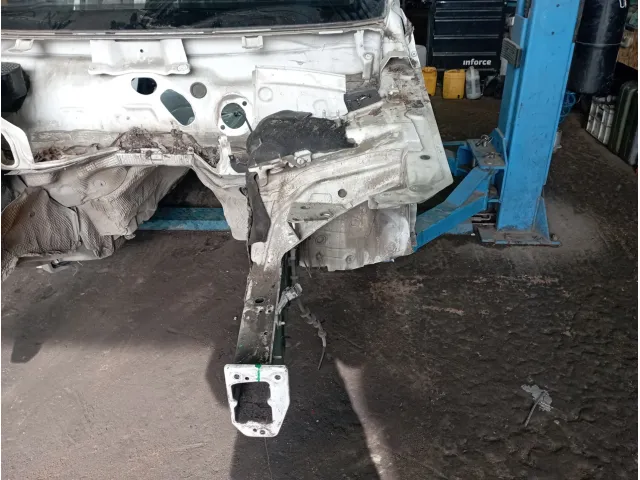 Лонжерон передний левый Audi Q5 (8R)