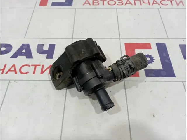 Насос водяной (помпа) электрический Audi Q5 (8R) 1K0965561G