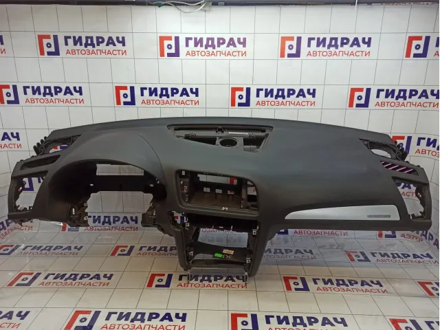 Торпедо Audi Q5 (8R) 8R1857003G24A