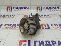 Моторчик отопителя Audi Q5 (8R) 8K1820021C