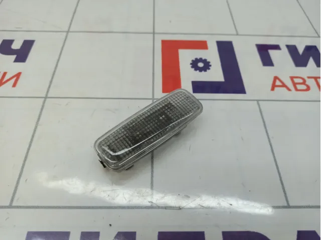 Плафон салонный Audi Q5 (8R) 4D0947105A