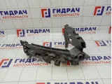 Кронштейн фары правый Audi Q5 (8R) 8R0805608