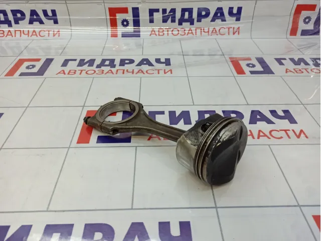 Поршень правый в сборе Audi Q5 (8R) 06E107066BS