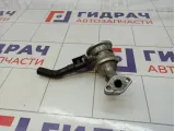 Клапан рециркуляции выхлопных газов левый Audi Q5 (8R) 06E131101D