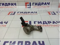 Клапан рециркуляции выхлопных газов правый Audi Q5 (8R) 06E131102A