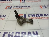 Клапан рециркуляции выхлопных газов правый Audi Q5 (8R) 06E131102A