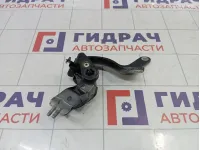 Петля двери багажника левая Audi Q7 (4L) 4L0827299B