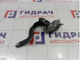 Петля двери багажника правая Audi Q7 (4L) 4L0827300B