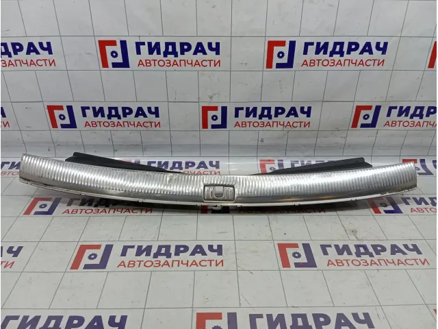 Обшивка багажника на заднюю панель Audi Q7 (4L) 4L0864483