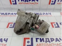 Кронштейн масляного фильтра Audi Q7 (4L) 03H115403J