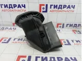 Воздухозаборник Audi Q7 (4L) 7L0819049 