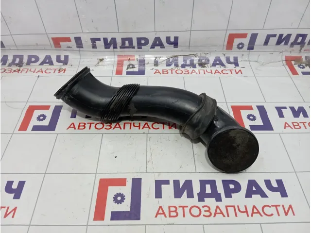 Патрубок воздушного фильтра Audi Q7 (4L) 7L6129609C