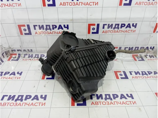 Корпус воздушного фильтра Audi Q7 (4L) 7L6129601AD