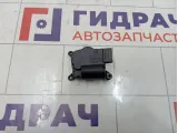 Моторчик заслонки отопителя Audi Q7 (4L) 7L0907511AK 