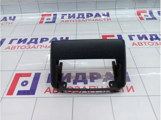 Накладка консоли задняя Audi Q7 4L0864147