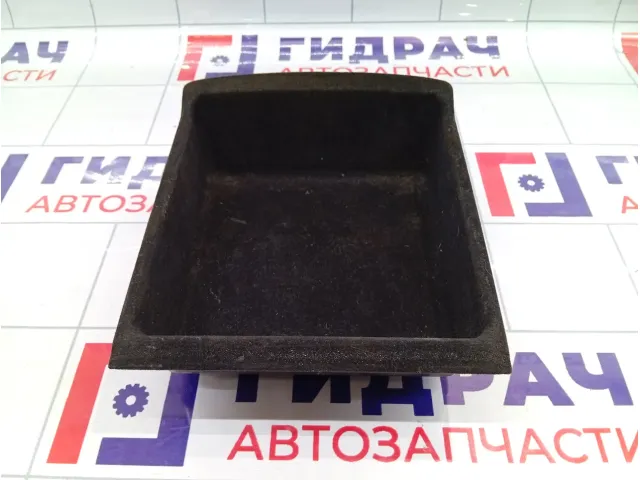 Ящик консоли Audi Q7 4L0864981B