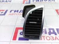 Дефлектор воздушный передний правый Audi Q7 4L0820902T