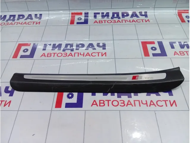 Накладка порога внутренняя декоративная передняя левая Audi Q7 4L0853373F