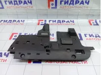 Накладка торпедо нижняя левая Audi Q7 4L1815173B